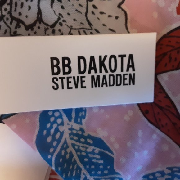 BB Dakota Steve Madden Flutter Away Floral Print Ruffle Tie Top New! S - Picture 14 of 16